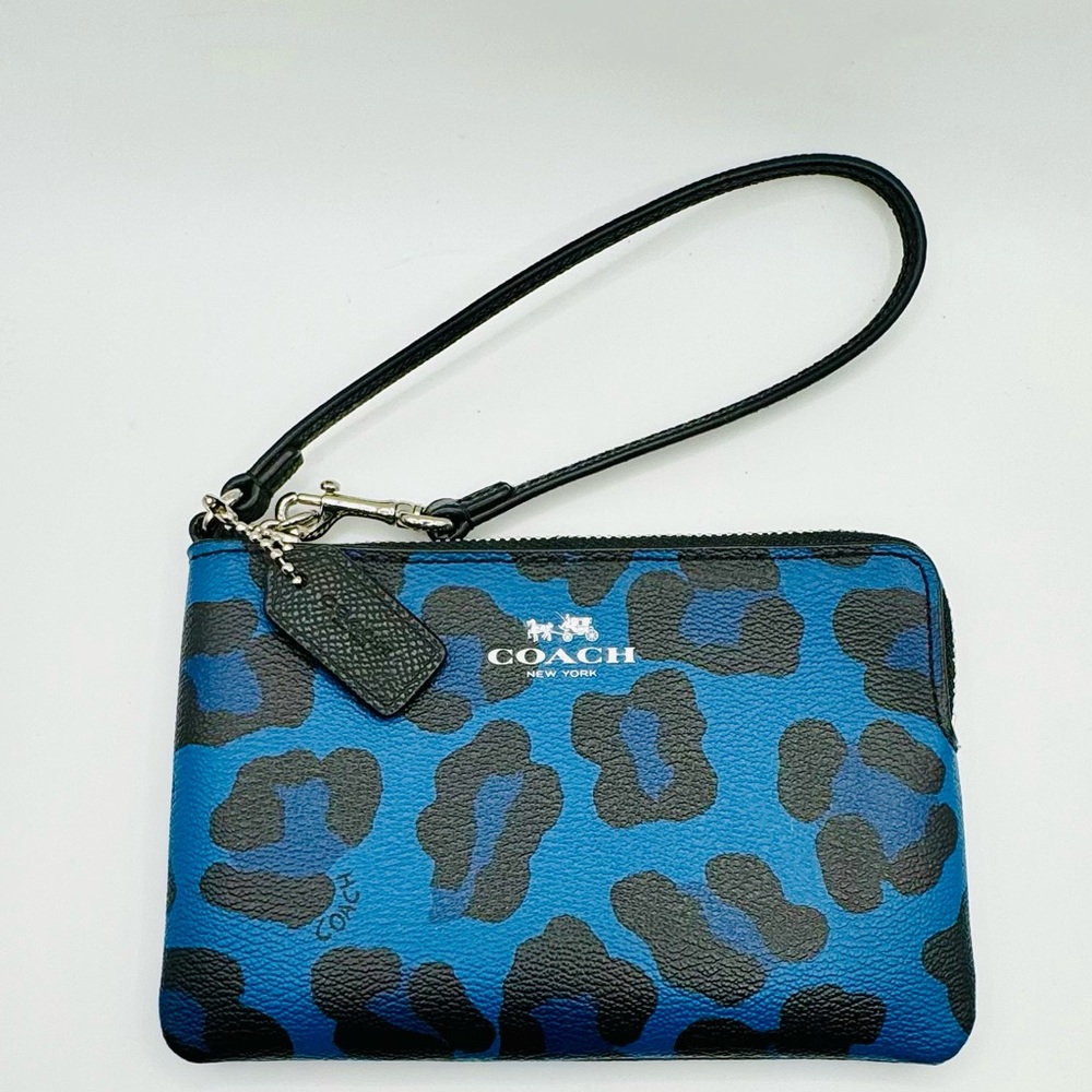 Coach Wristlet Corner Zip Pouch Ocelot Clutch Purse. Blue Leapord 100% Authentic